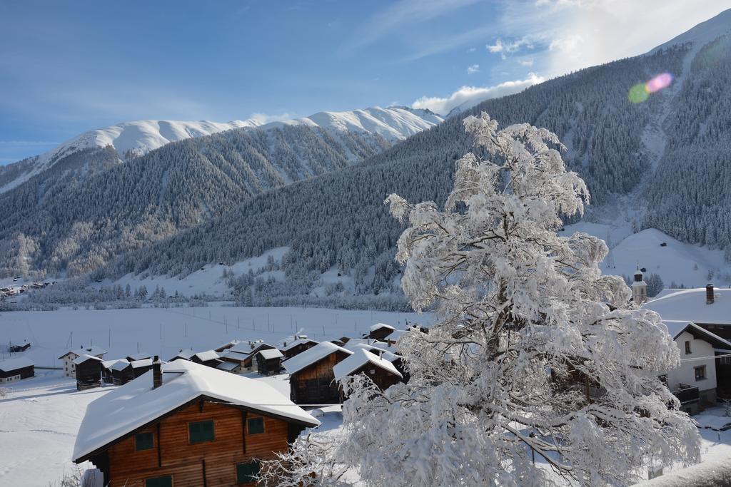 Hotel Restaurant Walliser Sonne Reckingen Exterior foto